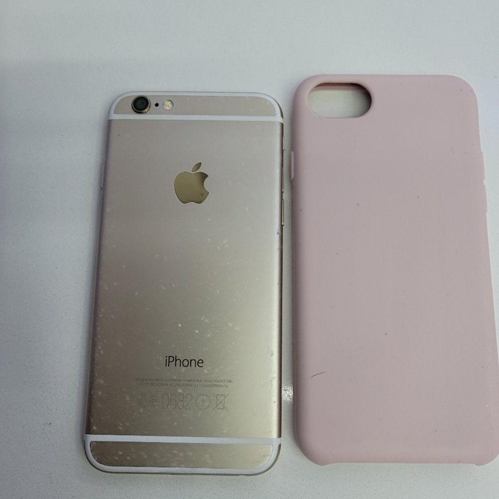iPhone 8 - Picture 3 of 5